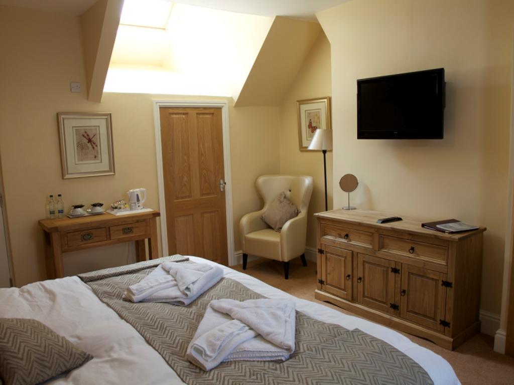 Carriages Telford Hotel Phòng bức ảnh